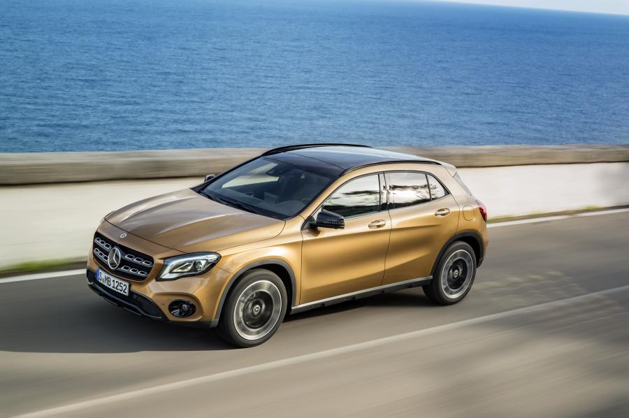  Mercedes-Benz GLA220 d 4Matic (X156) 2017 года  (WW) (фото 4 из 33)